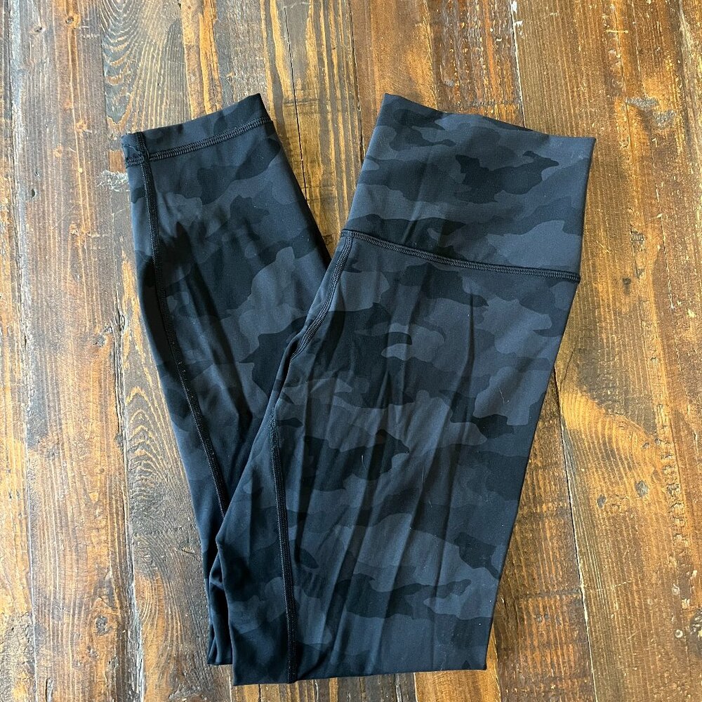 Lululemon Wunder Under Leggings, Size 8, Coal Multi Camo